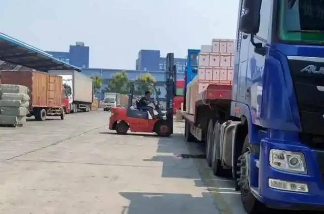 自己货车司机怎么找货源（货车找货哪个平台比较好）